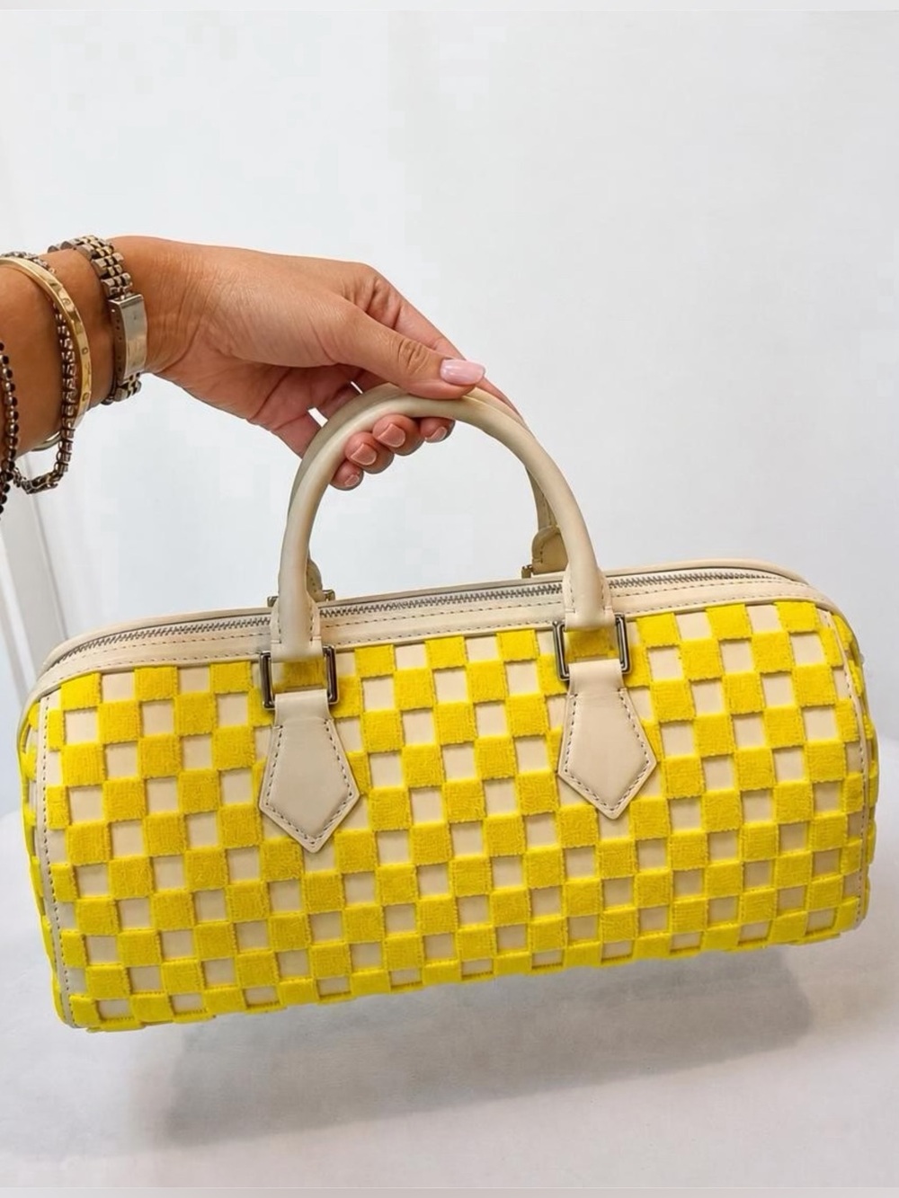 Louis Vuitton 2013 LTD Damier Plush Cube Speedy EastWest, yellow/silver, EUC🦄 - Picture 4 of 17